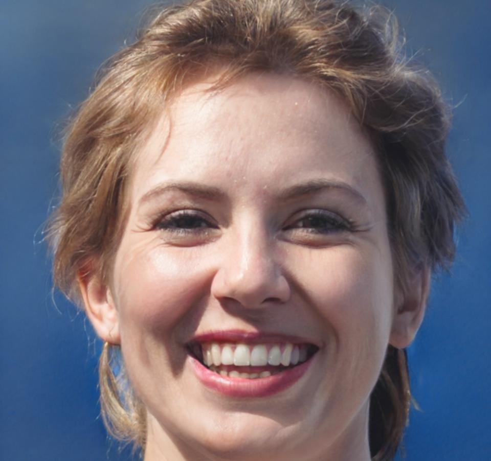 Dr. Katharina Bergmann - Leitende Dozentin für Fundamentalanalyse
